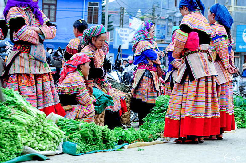 Hình ảnh chợ Đồng Văn