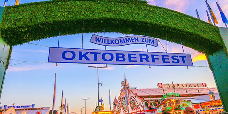 Khám phá Lễ hội bia Oktoberfest